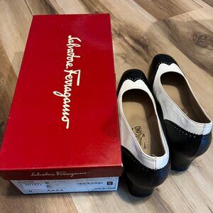Ferragamo Vintage "Gladden" Two Tone Leather Pumps